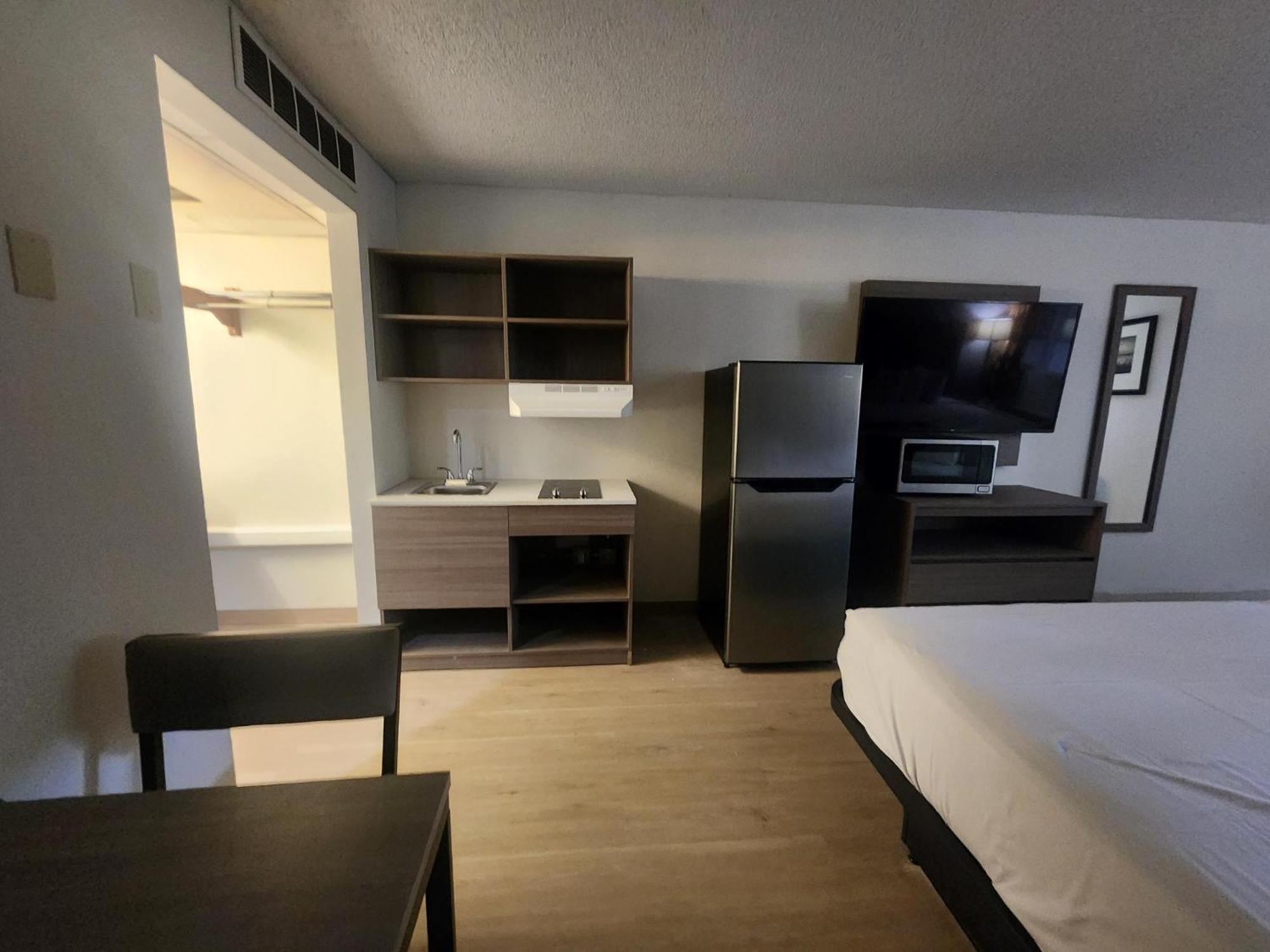 รามาดา บาย วินด์แฮม สเตอร์ลิง Hotel ภายนอก รูปภาพ