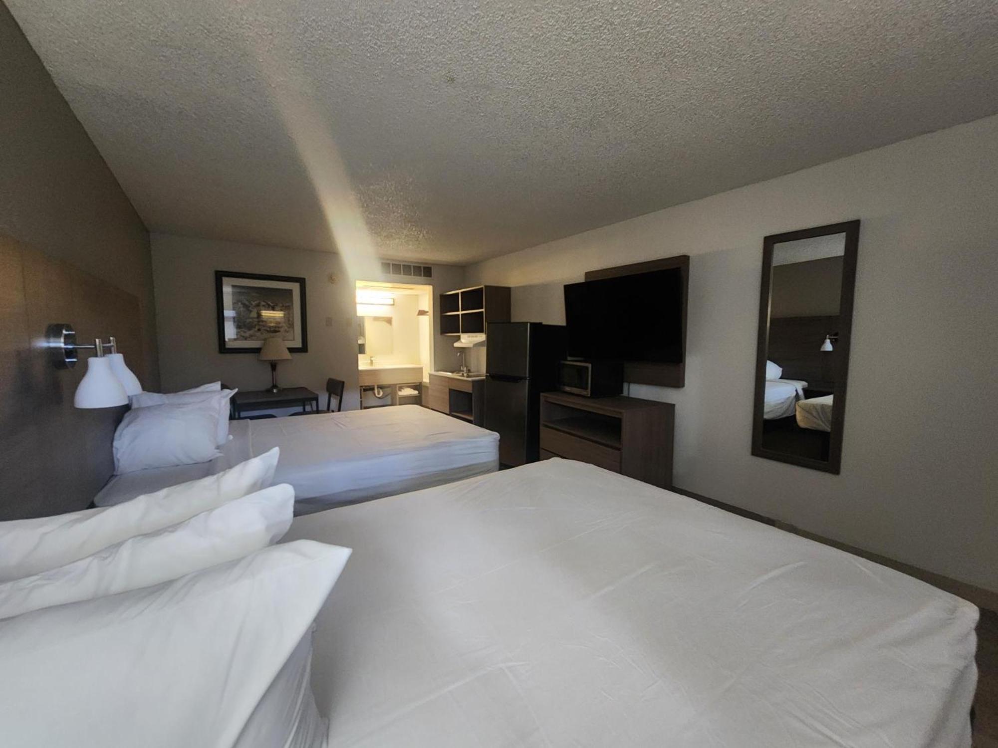 รามาดา บาย วินด์แฮม สเตอร์ลิง Hotel ภายนอก รูปภาพ